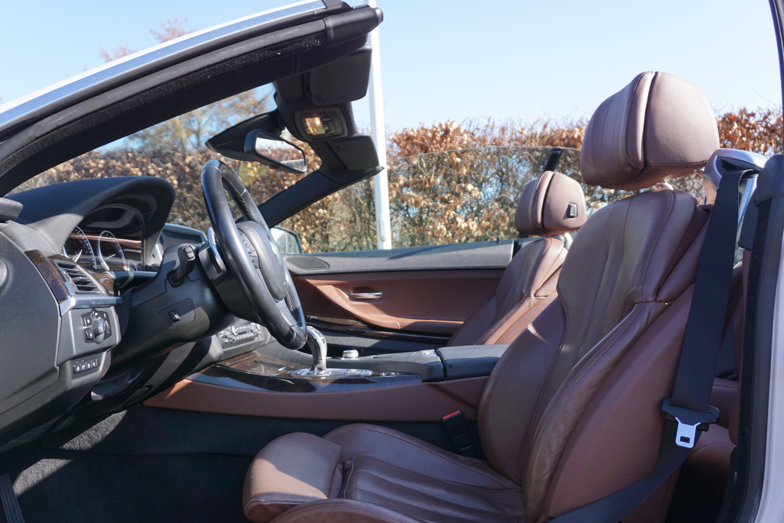
								BMW 6-Serie Cabriolet 640i High Executive full									