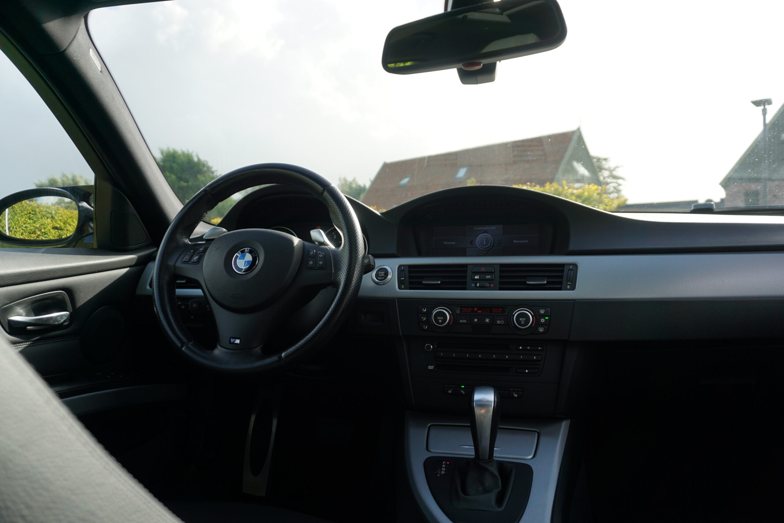 
								BMW 3-Serie 335i M Sport E90 full									