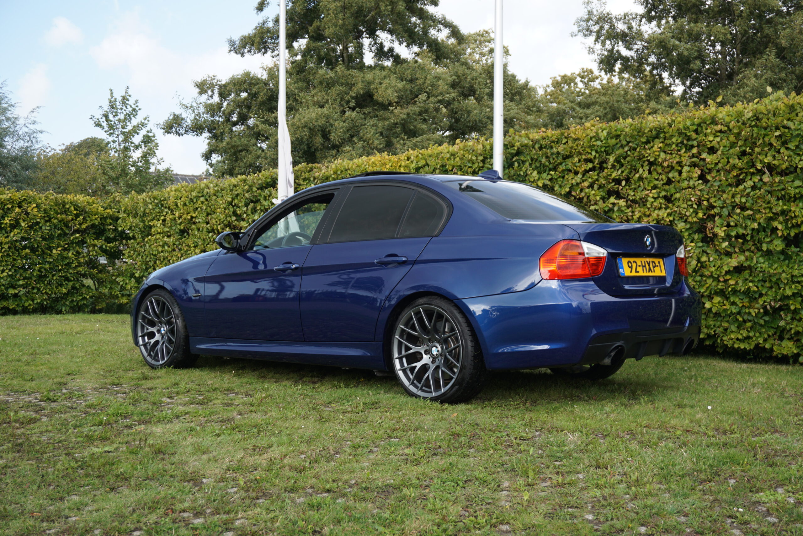 
								BMW 3-Serie 335i M Sport E90 full									