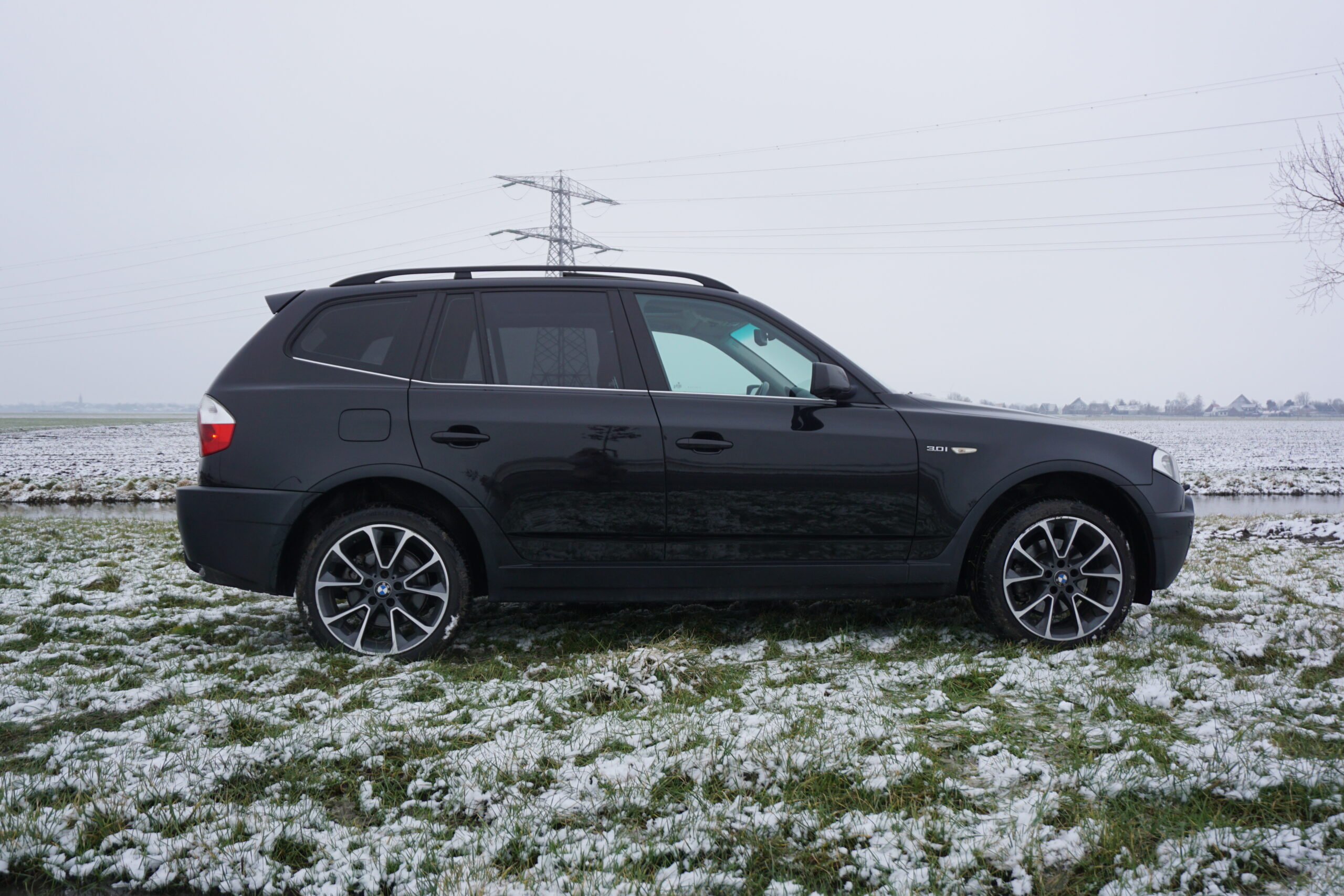 
								BMW X3 30i xDrive High Executive E83 full									