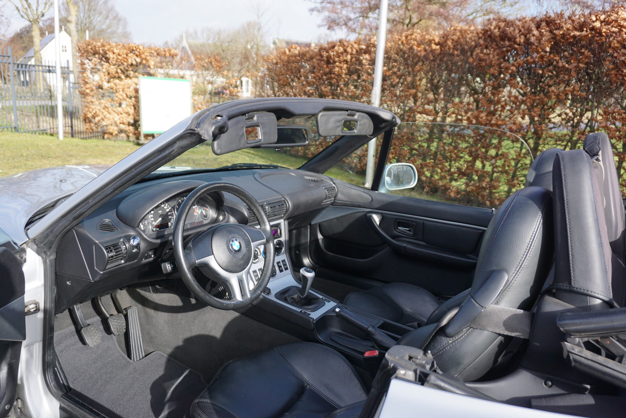 
								BMW Z3 Roadster 2.2 full									