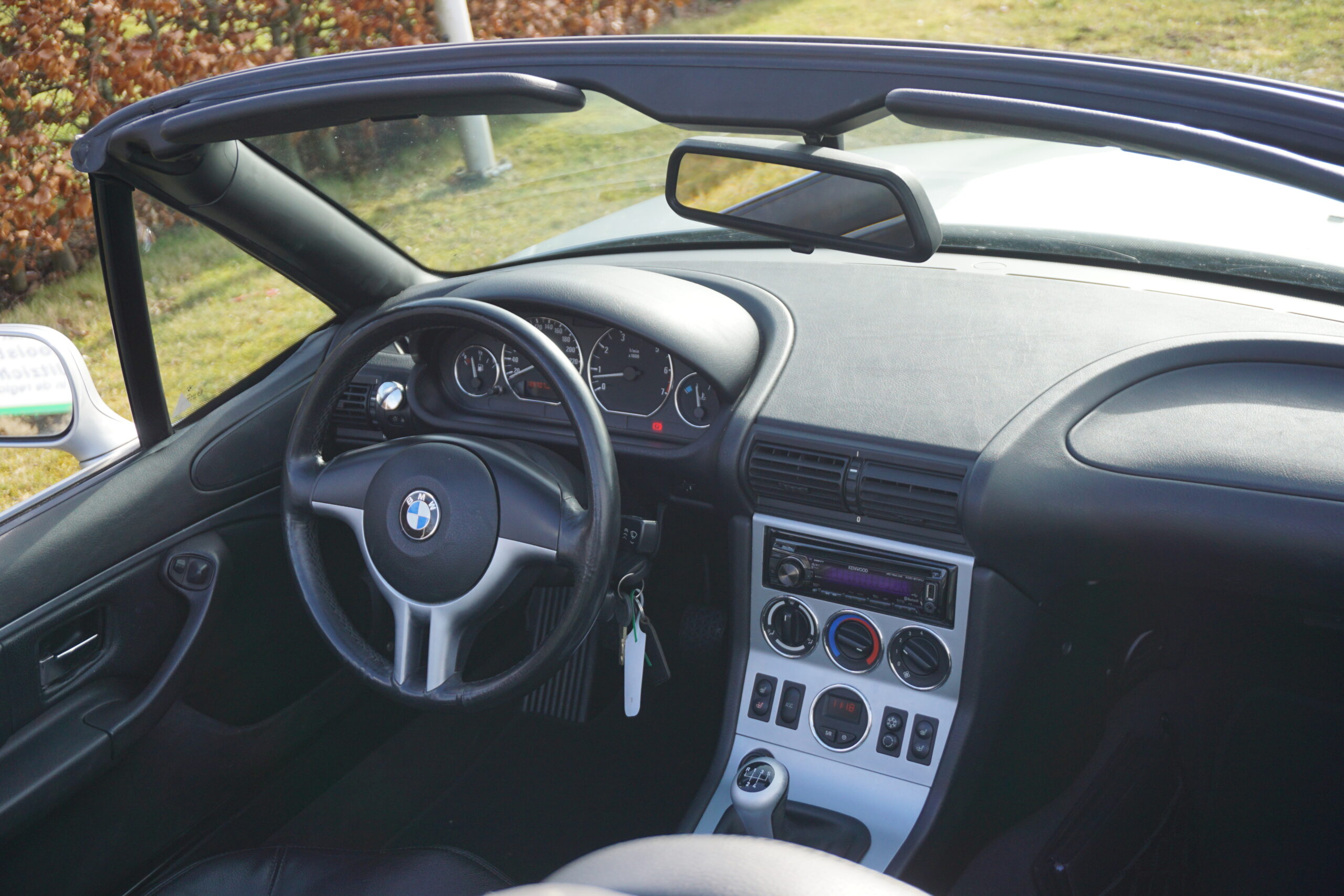 
								BMW Z3 Roadster 2.2 full									